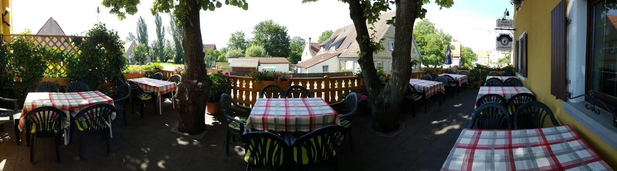 Hotel Gasthof Zum Schwan Steinsfeld Exterior foto
